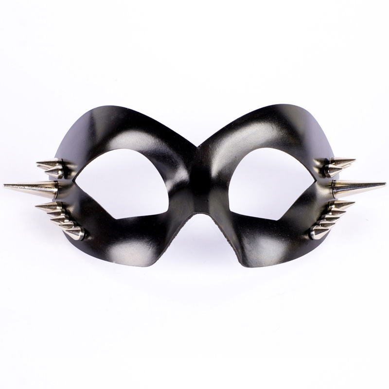 Colombina Hero Leather Spikes Silver variant