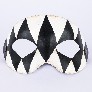 Detail estro_arlecchino_black_white