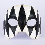 Detail opera_arlecchino_black_white